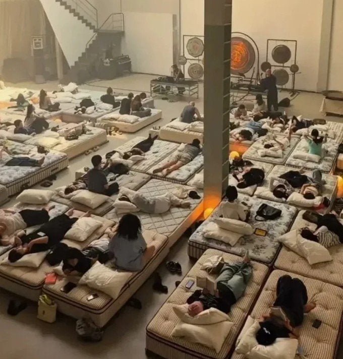 성수동에 생긴 이색 휴식공간 2