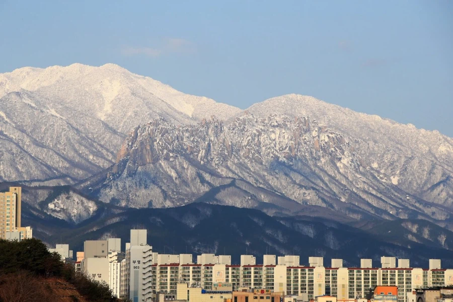 국내에 있는 동양에서 가장 큰 돌산 2