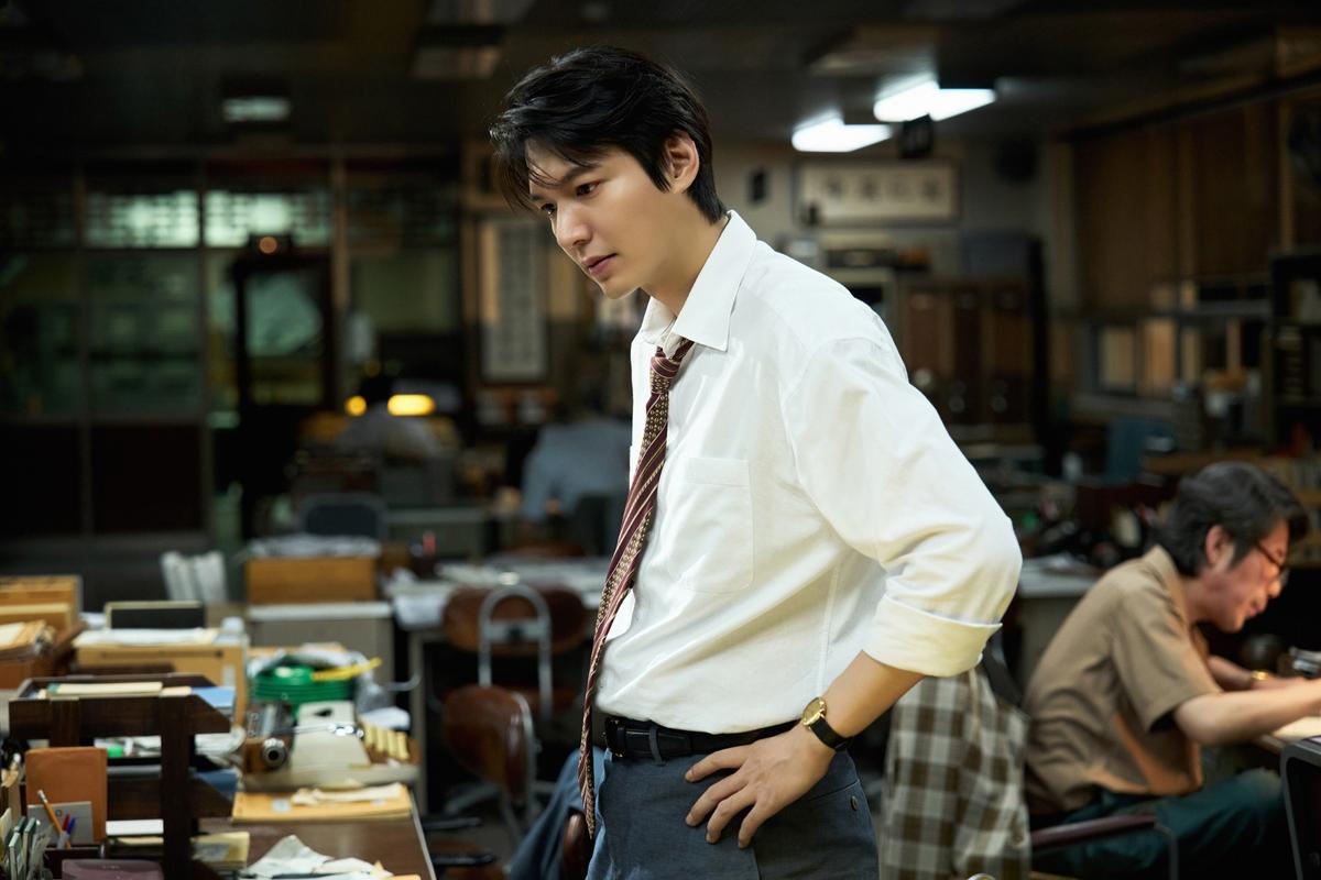 이민호, 물불 가리지 않는 패기의 신입 기자 된다... '암살자(들)' 캐릭터 스틸 공개