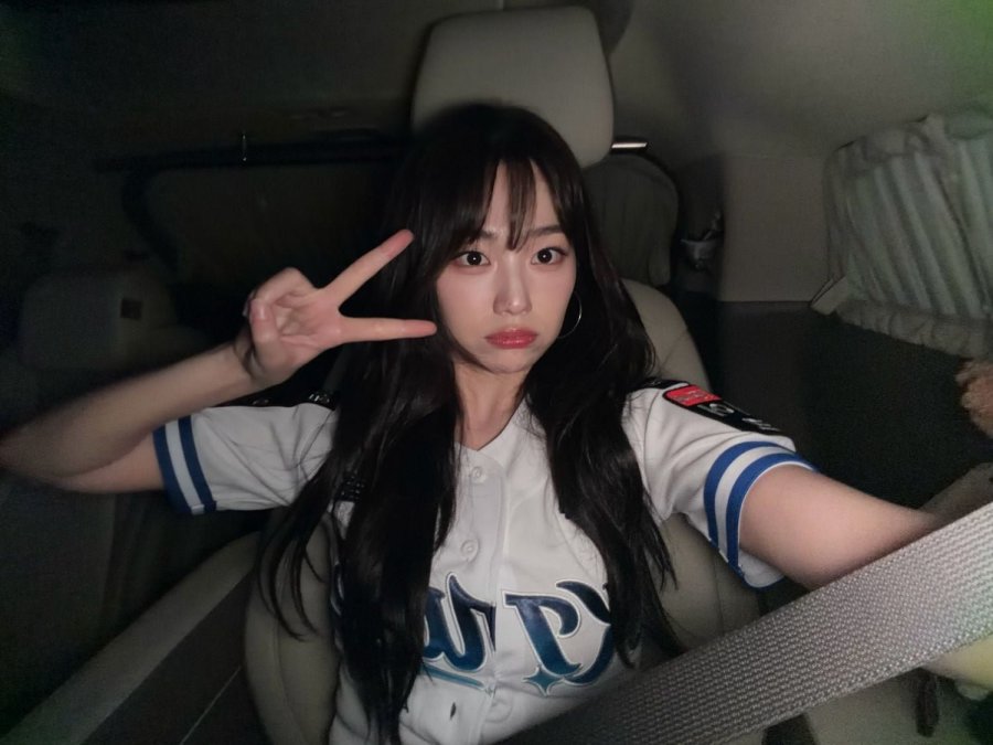 어제 강미나 시구 영상 사진 7