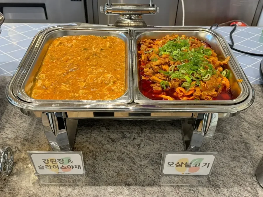 라면도 무제한, 카드 가능 5500원 한식뷔페 6